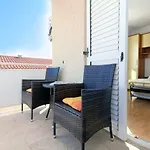 Sara Galileo Blizu Plaze * Makarska