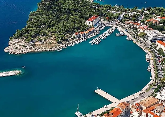 Sara Galileo Blizu Plaze *