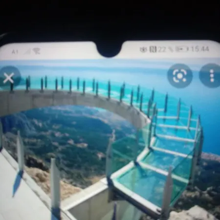 Sara Galileo Blizu Plaze