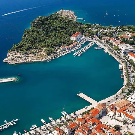 Sara Galileo Blizu Plaze *